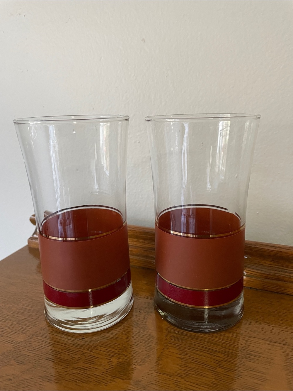 Vintage Libbey Brandywine cooler glass with a reddish-brown band and gold trim/